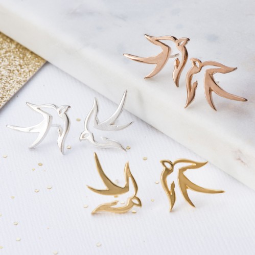 Simple and stylish bird earrings